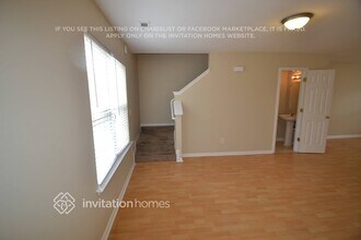 1304 Red Tallen Ct in Charlotte, NC - Foto de edificio - Building Photo