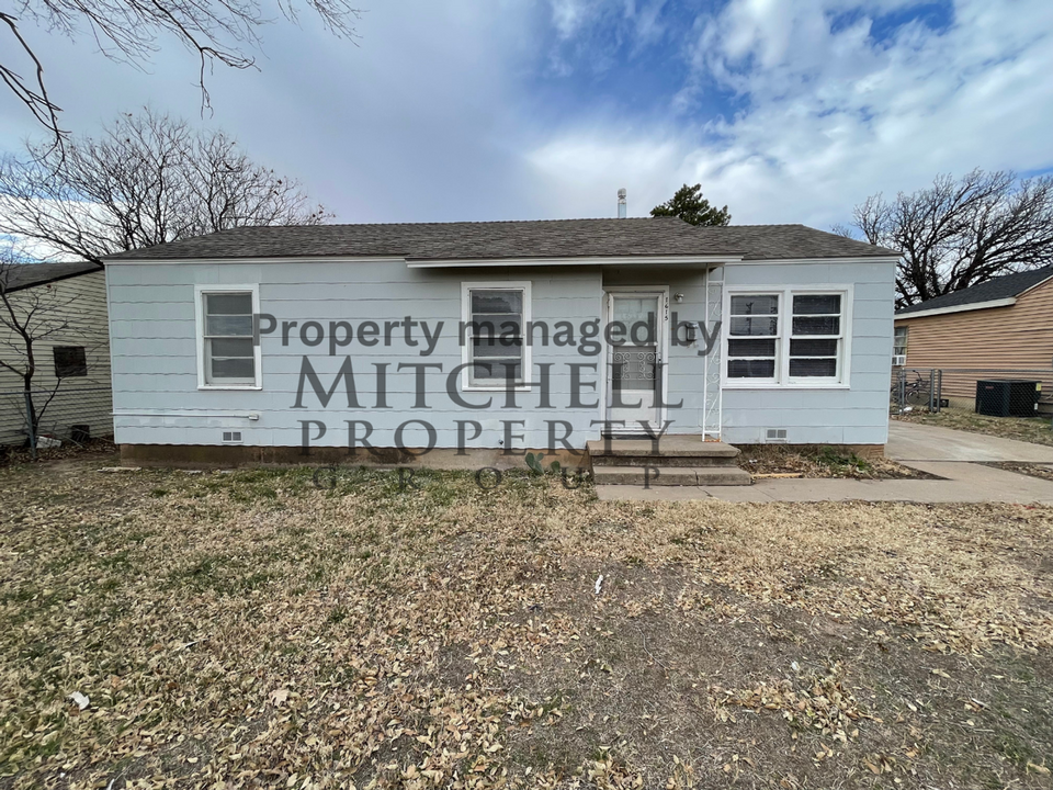 1615 N Williams St in Amarillo, TX - Building Photo