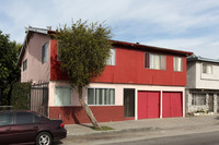 1135 E 7th St in Long Beach, CA - Foto de edificio - Building Photo