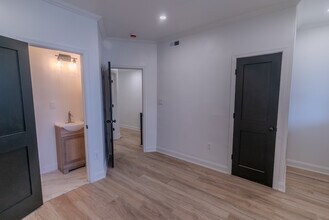 6131 W Jefferson St, Unit Unit 2 in Philadelphia, PA - Building Photo - Building Photo