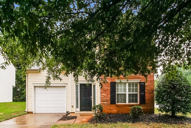 property at 955 Grass Hollow Ct