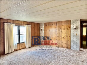 44 Driftwood St in Pocatello, ID - Building Photo - Building Photo