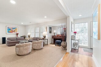 140 Paulson Rd in Newton, MA - Building Photo - Building Photo