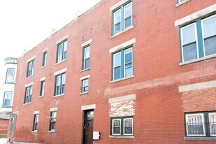 2609 W Thomas St, Unit R4 in Chicago, IL - Building Photo