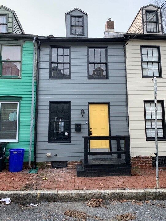 918 Grand St in Harrisburg, PA - Building Photo