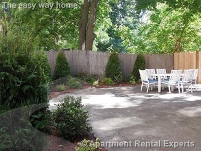 10 Smith Ave, Unit #2R in Somerville, MA - Building Photo - Building Photo