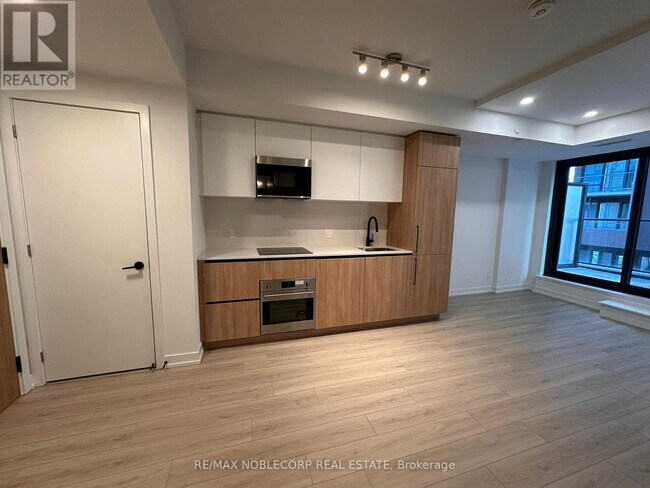 35 Parliament St in Toronto, ON - Building Photo - Building Photo