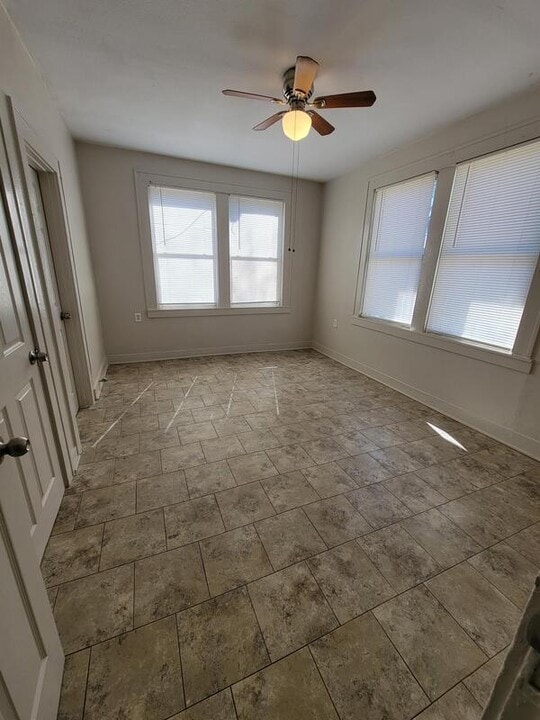 714 W Bow St in Tyler, TX - Building Photo