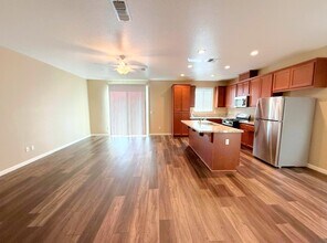 4422 Andrea Dr in Merced, CA - Building Photo - Building Photo