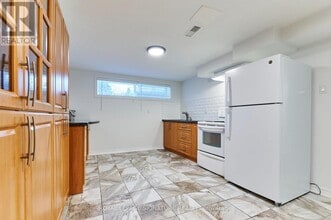 43 Meadowacres Dr in Toronto, ON - Building Photo - Building Photo