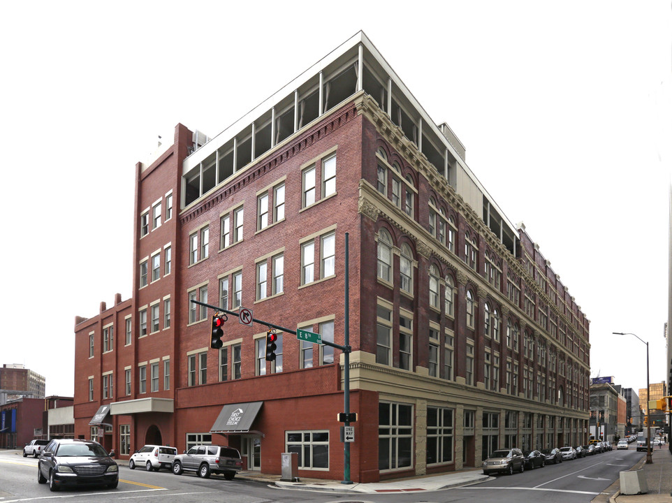 800 Market St in Chattanooga, TN - Building Photo