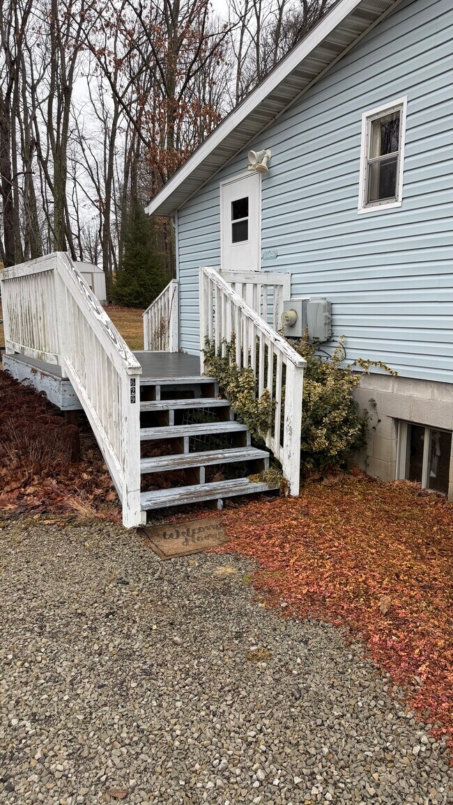 629 Pine Hill Rd in White, PA - Building Photo - Building Photo