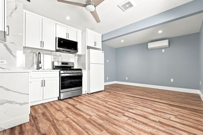 property at 14063 Herron St