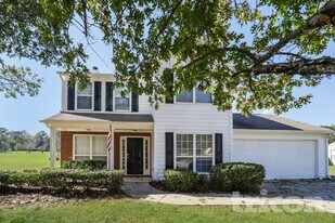 915 Riley Farm Ln in Douglasville, GA - Building Photo