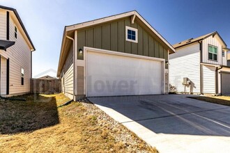 10314 Big Four in Converse, TX - Building Photo - Building Photo