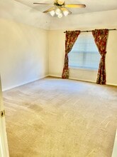 26 Wellington Dr in Longview, TX - Building Photo - Building Photo