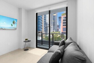 501 NE 1st Ave, Unit SI ID1496921P in Miami, FL - Foto de edificio - Building Photo