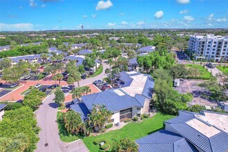 1618 NW 81st Way in Plantation, FL - Building Photo - Building Photo