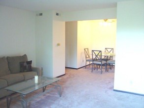 Indian Ridge Apartments in Davenport, IA - Foto de edificio - Interior Photo