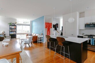 705 18th Ave S in Seattle, WA - Building Photo - Building Photo