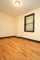 1932 N 18th St in Philadelphia, PA - Building Photo