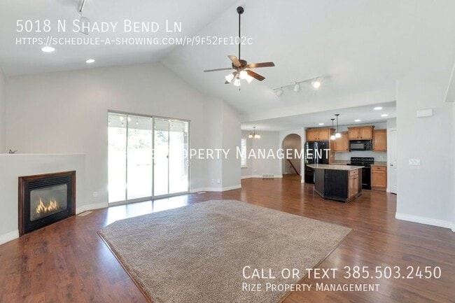 property at 5018 N Shady Bend Ln