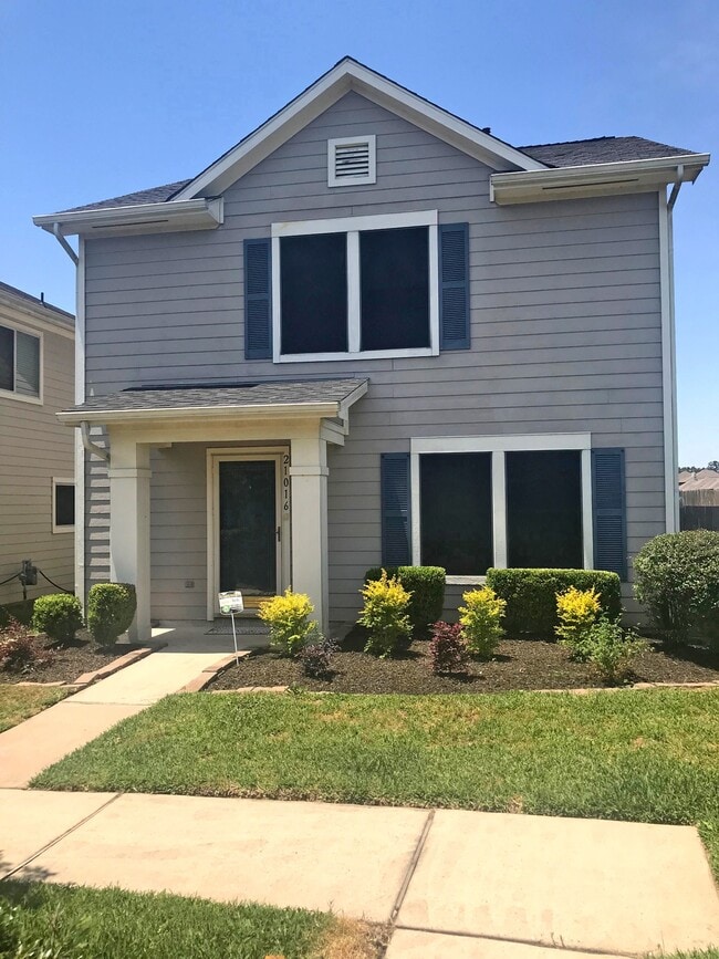 property at 21016 Alden's Oak