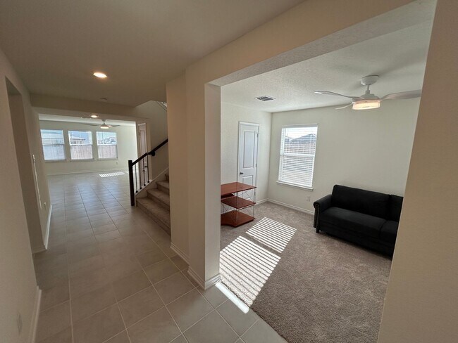 3506 Andromeda Way in Converse, TX - Building Photo - Building Photo