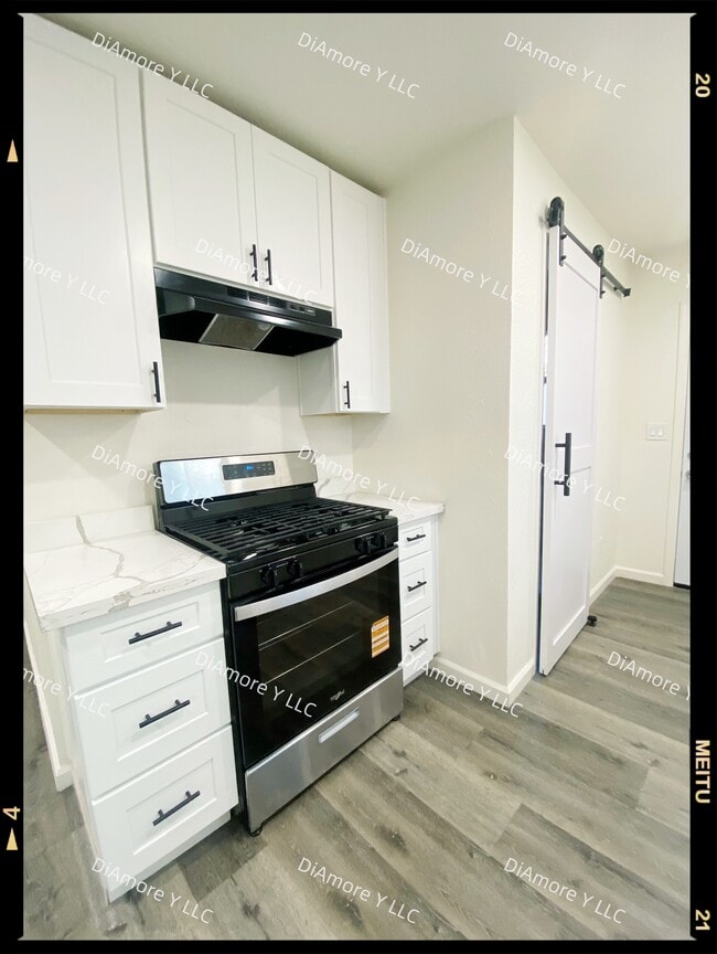 2-212 High St in Modesto, CA - Building Photo - Building Photo