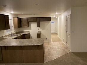 141 E Rio Vista Ave-Unit -141 in Burlington, WA - Building Photo - Building Photo