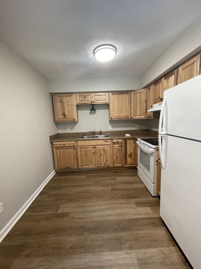 property at 153 N Vail Dr