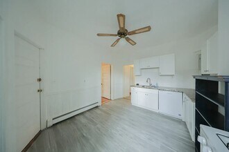 38 Jefferson St, Unit 1 in Cambridge, MA - Building Photo - Building Photo