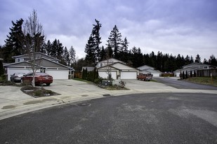 15907 58th Avenue Ct E in Puyallup, WA - Building Photo