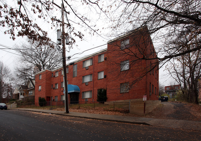 Market Astor Apartments in Washington, DC - Building Photo - Building Photo