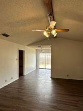 1218 Lindsey Ln in Cleburne, TX - Building Photo - Building Photo