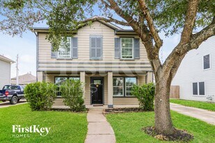 256 Rolling Brook Dr in Dickinson, TX - Building Photo
