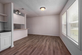 Heritage Pines Apartments in Huntsville, TX - Building Photo - Interior Photo