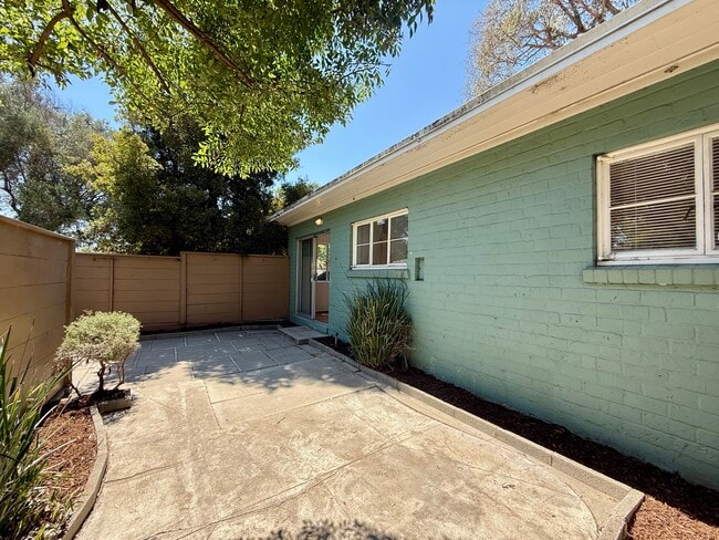 property at 5530 Village Grn