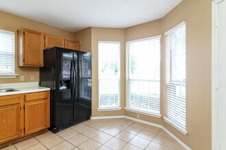 3612 Garden Springs Dr in Fort Worth, TX - Foto de edificio - Building Photo