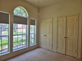 4515 Oak Valley Dr in Missouri City, TX - Building Photo