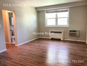 223 N George Mason Dr in Arlington, VA - Building Photo - Building Photo