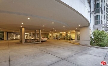 267 San Pedro St in Los Angeles, CA - Foto de edificio - Building Photo