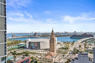 121 NE 5th St, Unit GO ID1515065P in Miami, FL - Building Photo - Building Photo