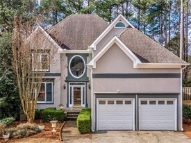 2011 Town Lake Hills W in Woodstock, GA - Building Photo