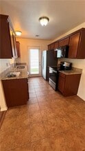 4419 W Pecan St in Fayetteville, AR - Foto de edificio - Building Photo