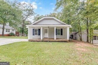 322 Stewart St in Carrollton, GA - Building Photo - Building Photo