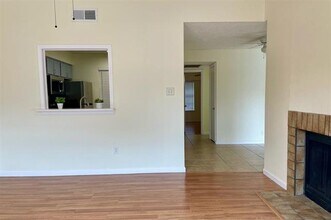 4748 Old Bent Tree Ln in Dallas, TX - Building Photo - Building Photo