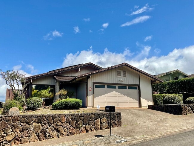 property at 98-1628-1628 Piki St