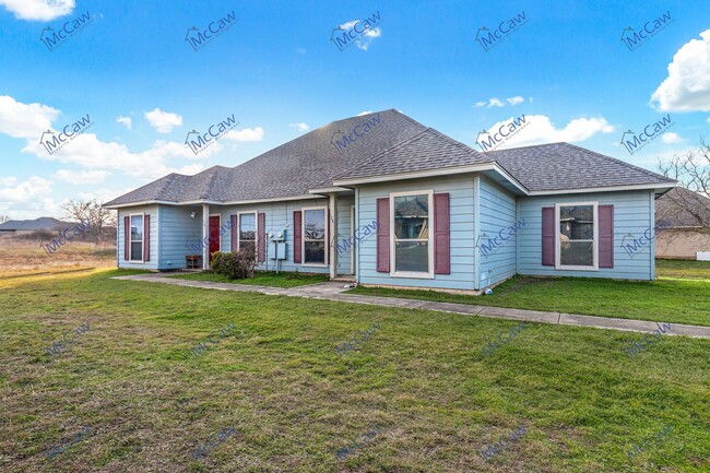 128 Collett Ct in Weatherford, TX - Building Photo - Building Photo