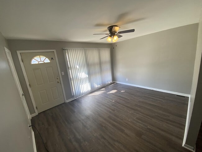 669 Whittinghill Ave in Salina, KS - Building Photo - Building Photo